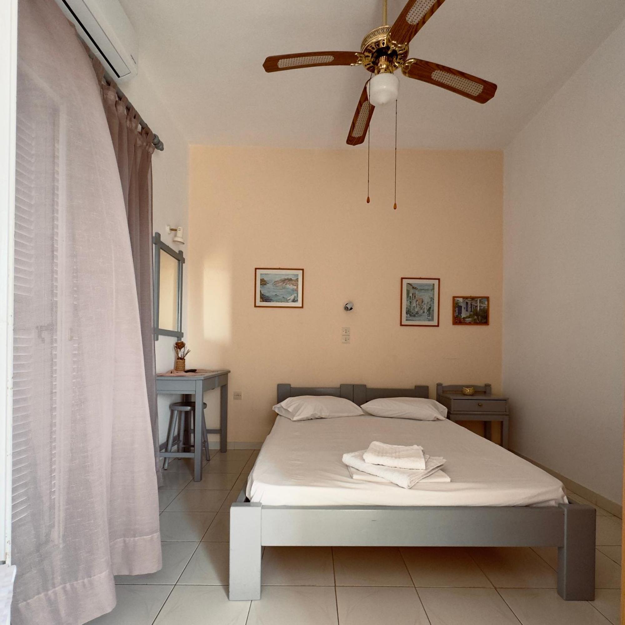 Panagiotis Rooms Náoussa Extérieur photo